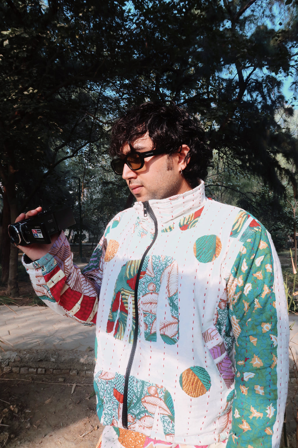 ELEPHANT KANTHA JACKET CROPPED WHITE