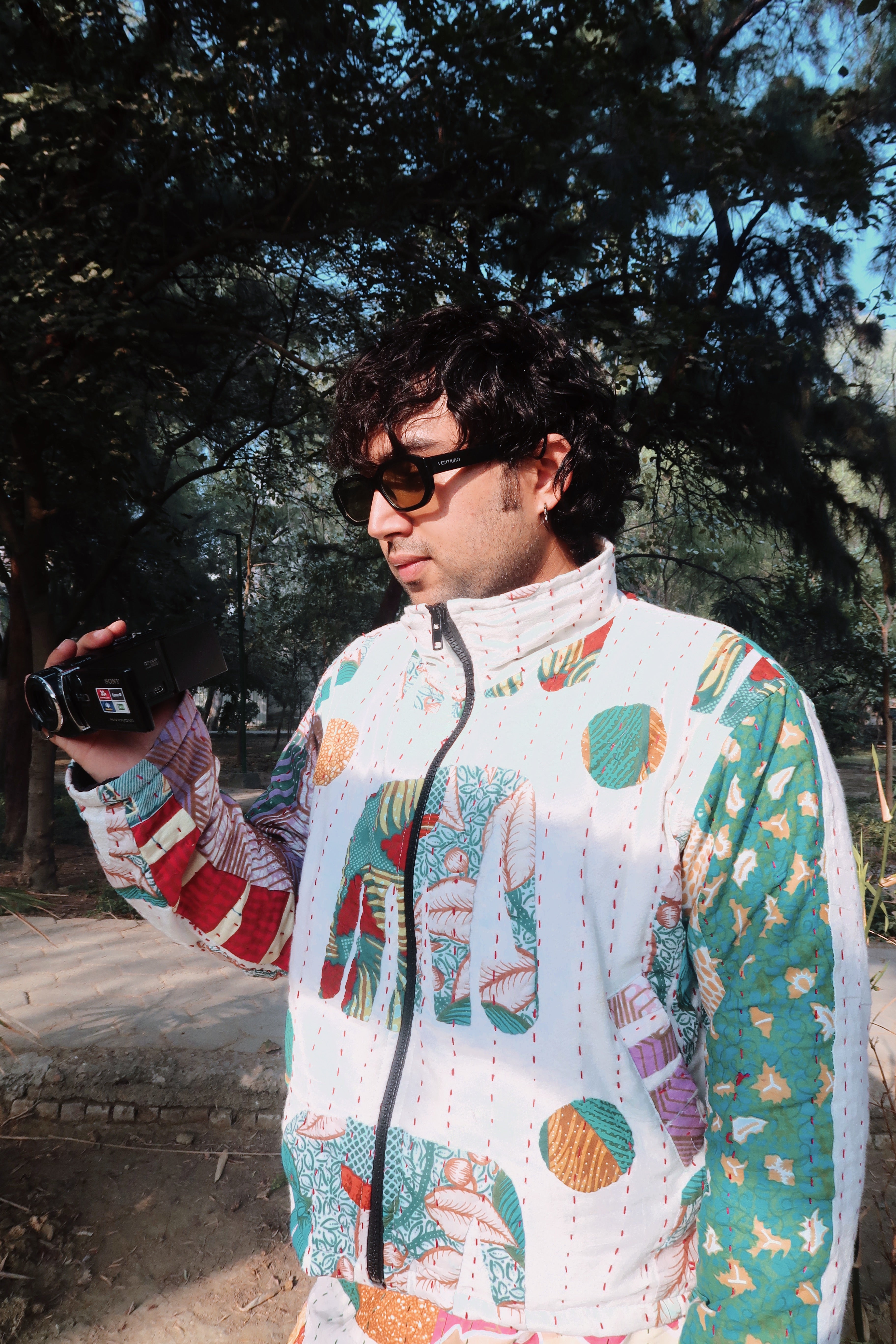 ELEPHANT KANTHA JACKET CROPPED WHITE