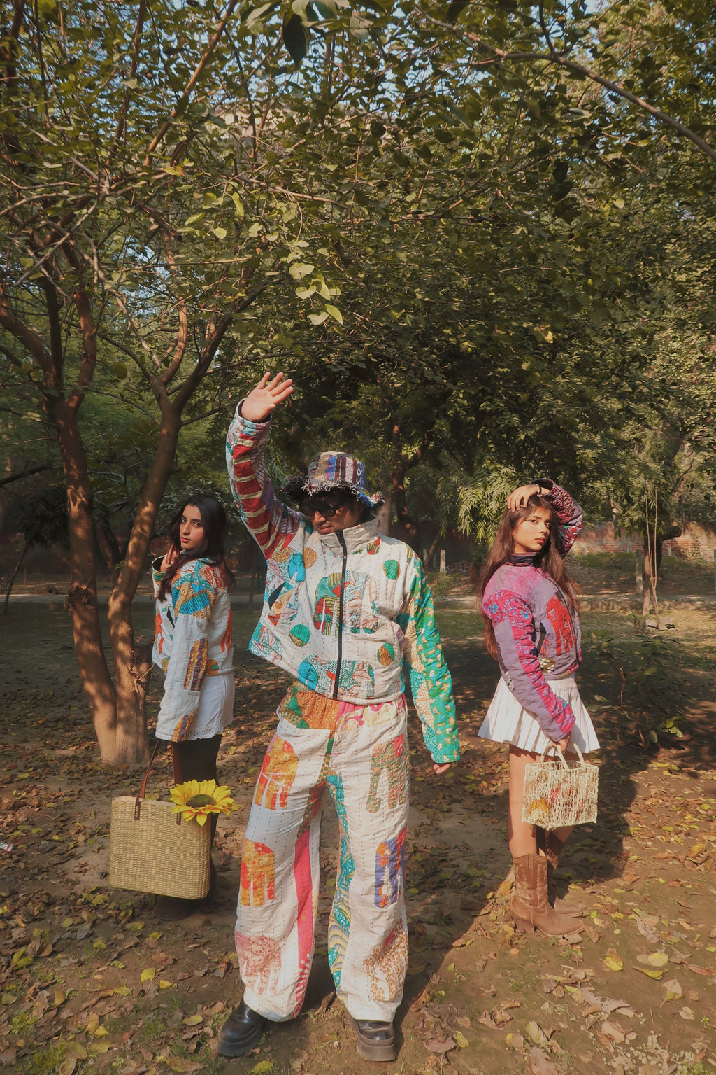 ELEPHANT KANTHA JACKET CROPPED WHITE