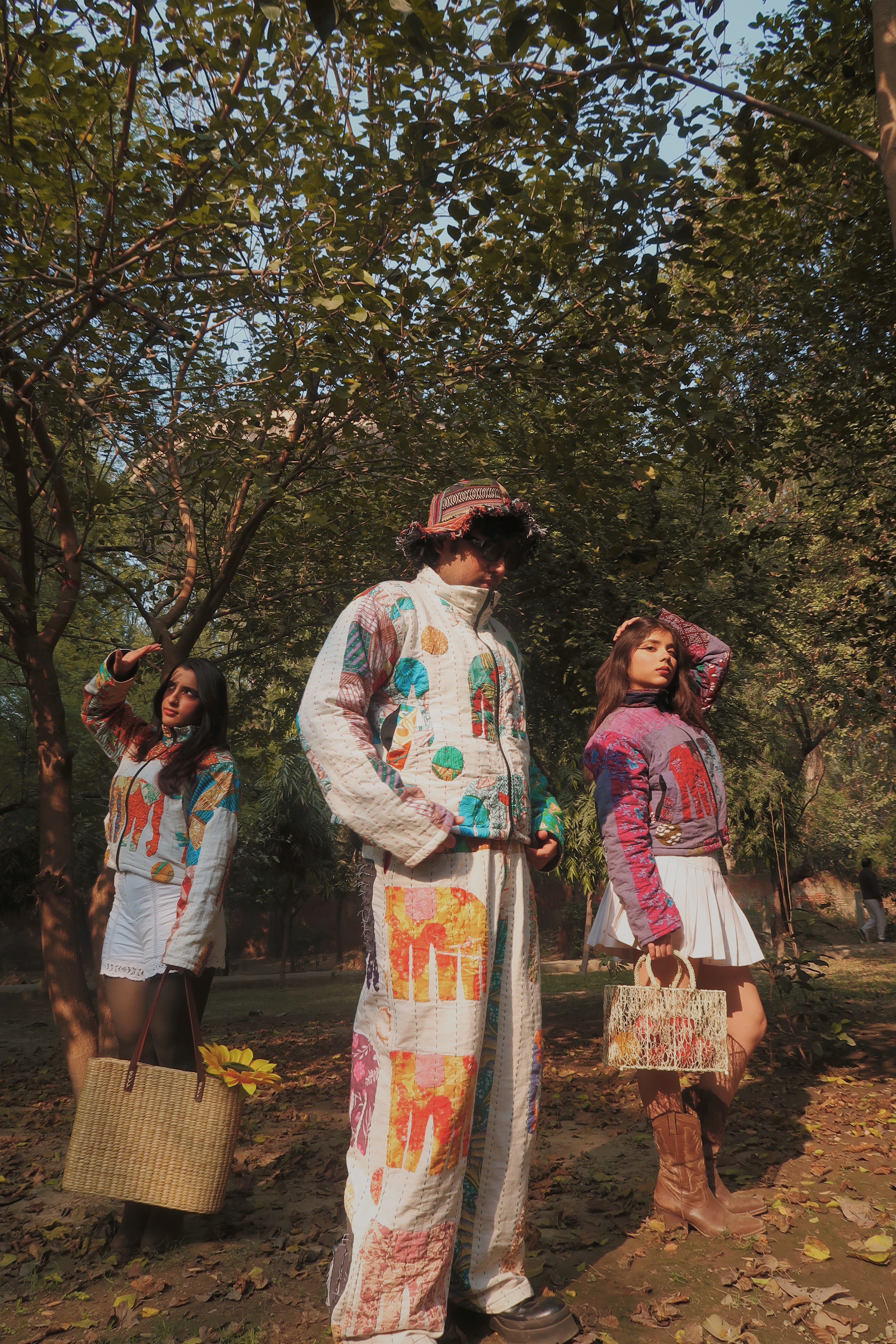 ELEPHANT KANTHA JACKET CROPPED WHITE