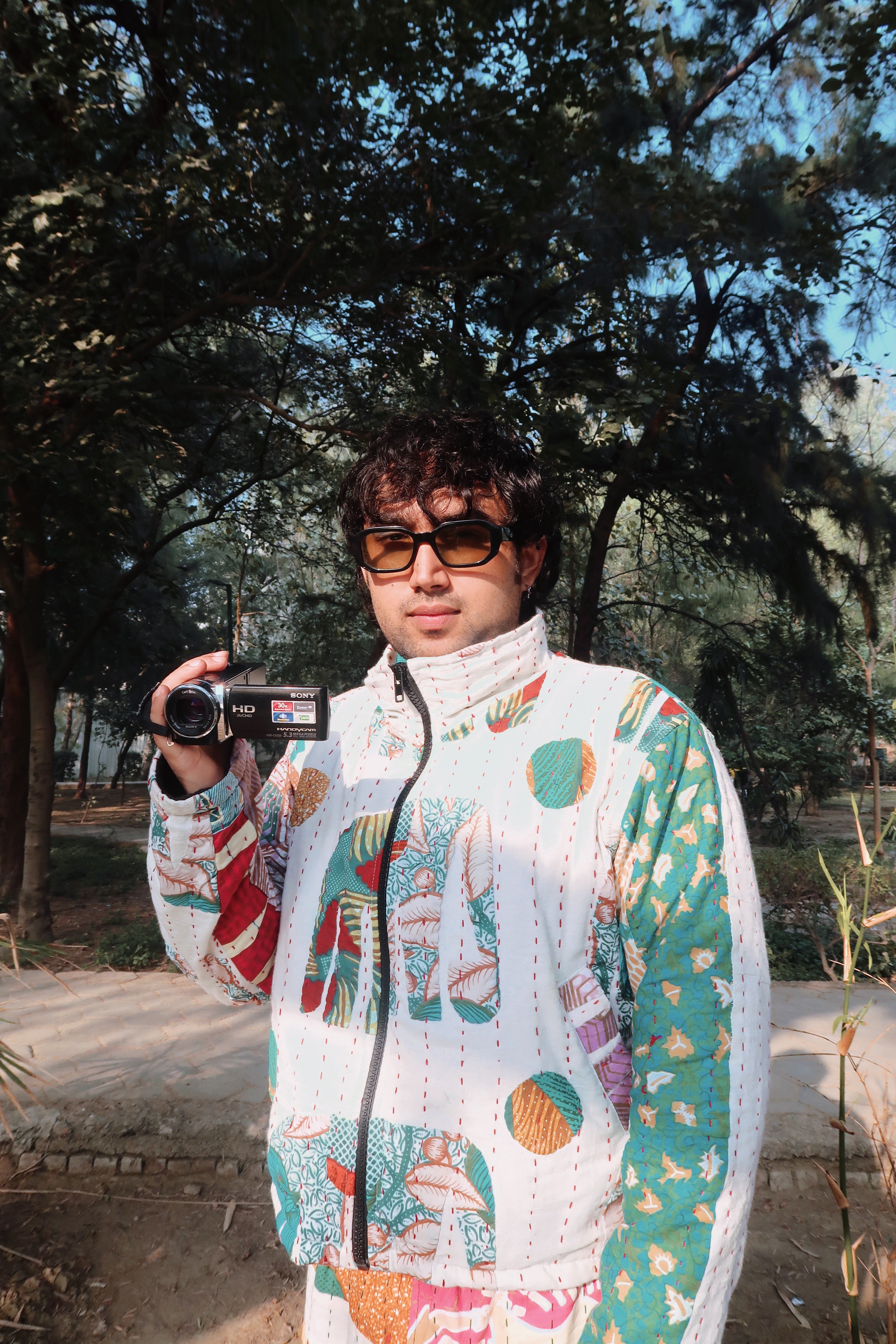 ELEPHANT KANTHA JACKET CROPPED WHITE
